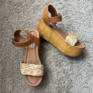 Steve Madden Platform Sandals